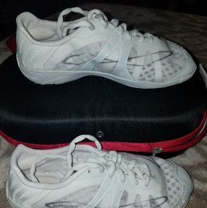 NFINITY VENGEANCE CHEER SHOES